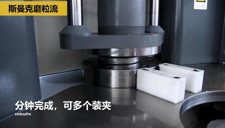 冷鐓模具內(nèi)孔拋光，<a href='http://zbtfhgsb.com' target='_blank'><u>流體拋光機(jī)</u></a>來(lái)執(zhí)行